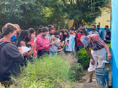 No Dia Mundial da Água, alunos da Escola Estadual Santo Antônio visitam a Estação de Tratamento de Esgoto (ETE)