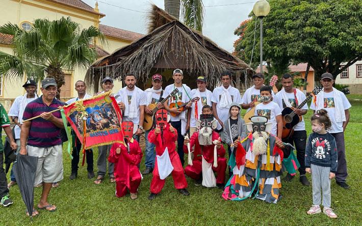 Folias de Reis mantêm viva a tradição em nosso município