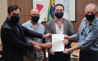 Equipe da Secretaria de Estado de Governo de Minas Gerais se reúne com comitiva de Ibertioga