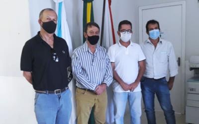 Representantes de Ibertioga e Santa Rita unem esforços para conseguir viabilizar asfalto